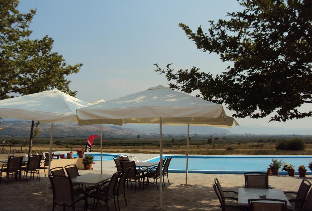 Aitheron Hotel Air Park Zervi Buitenkant foto
